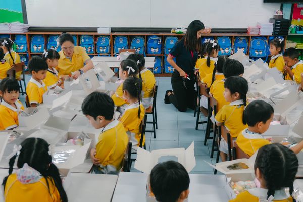 โรงเรียนปรีชานุศาสน์
